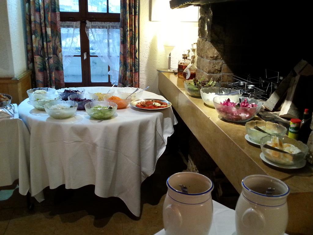 Gasthaus Zur Sonne Aesch  المظهر الخارجي الصورة