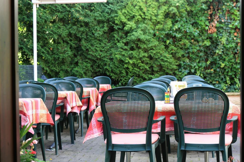 Gasthaus Zur Sonne Aesch  المظهر الخارجي الصورة
